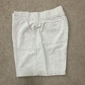 Linen shorts